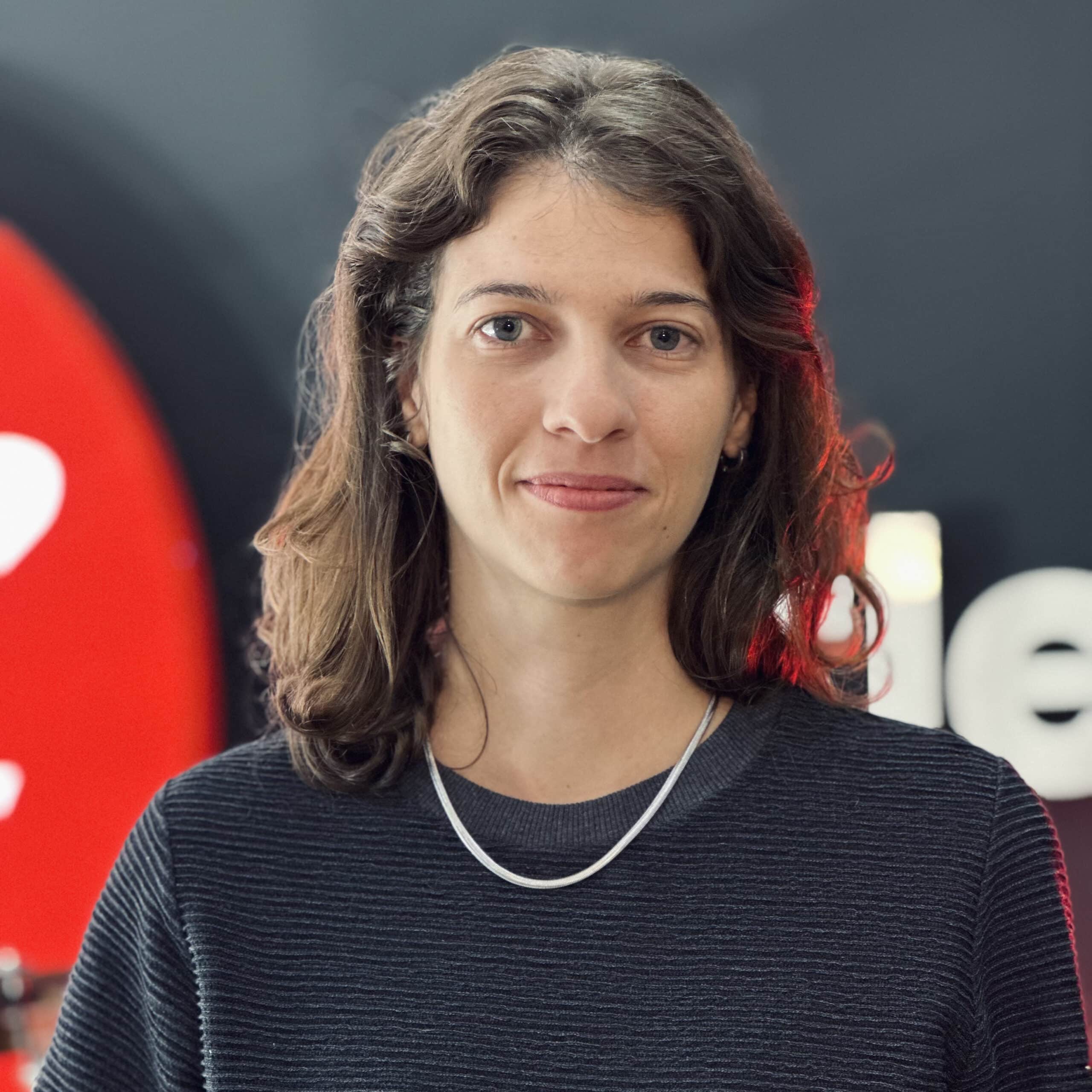 Gabriela Alvarenga - 02